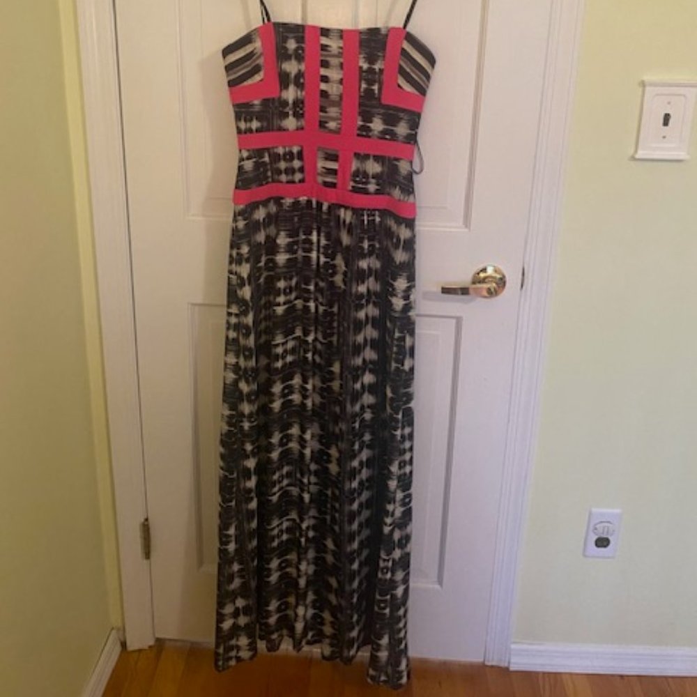Long formal printed strapless dress